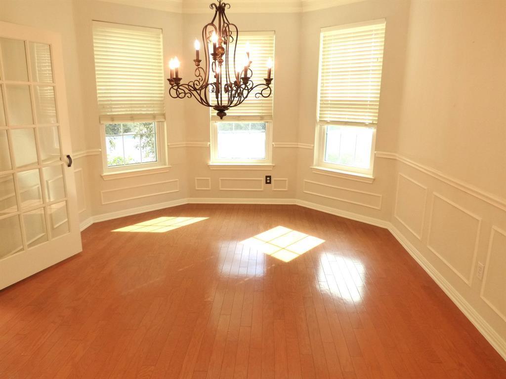 2100 Hilton Head Dr, Round Rock, TX 78664