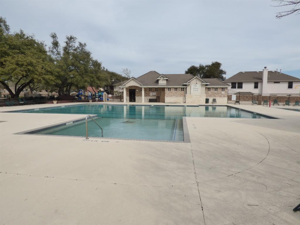 2100 Hilton Head Dr, Round Rock, TX 78664