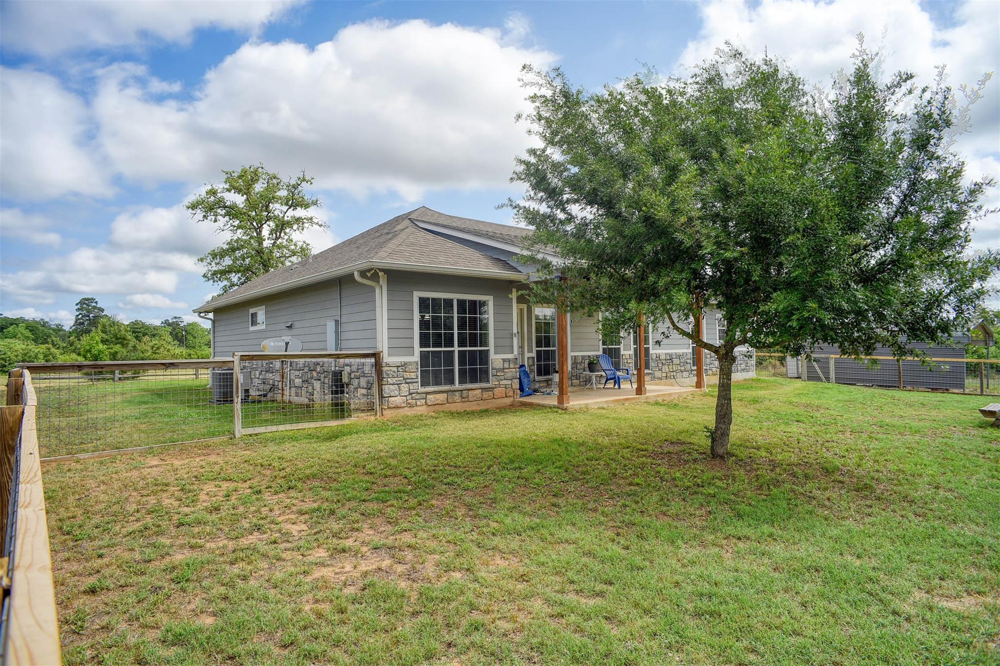 959 Highway 21 Highway E, Bastrop, TX 78602