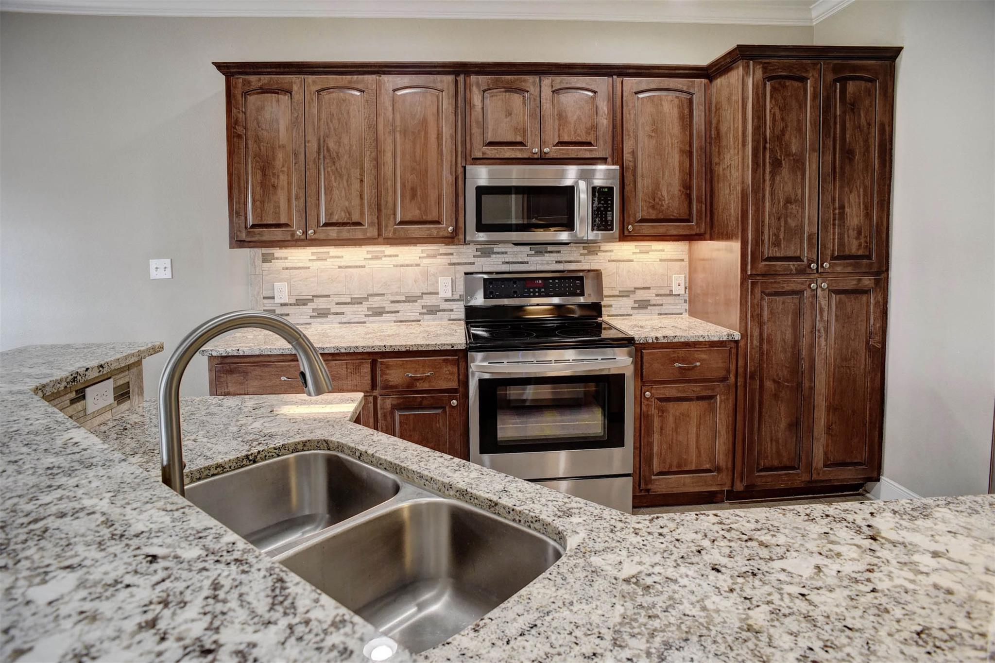 959 Highway 21 Highway E, Bastrop, TX 78602