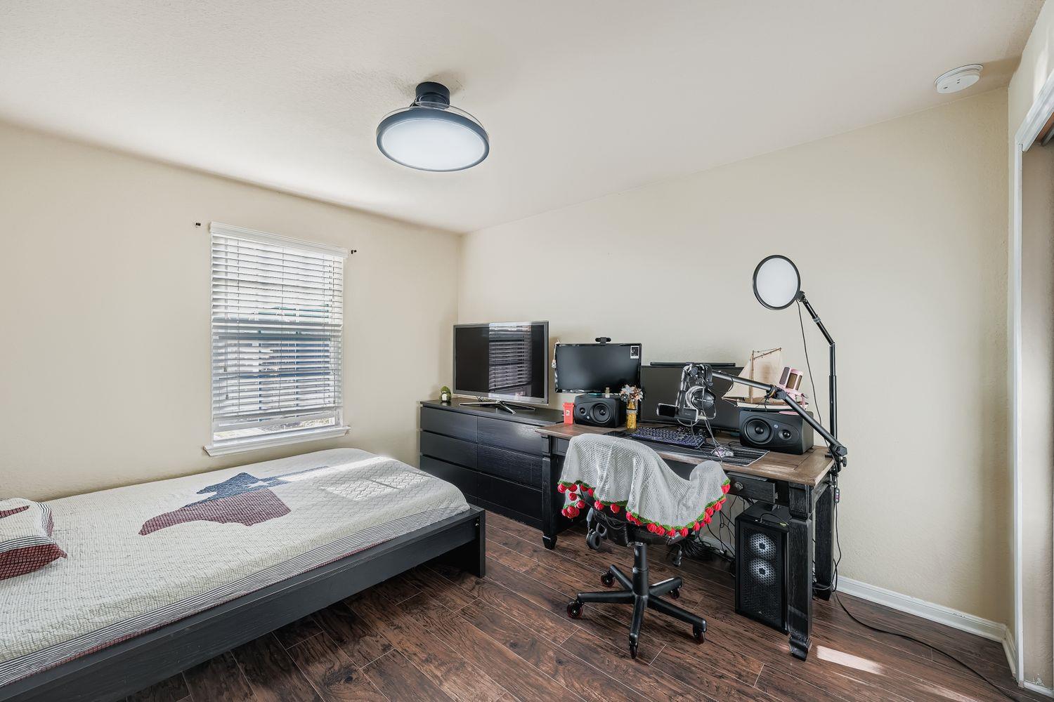 1718 Atlantica St, Cedar Park, TX 78613