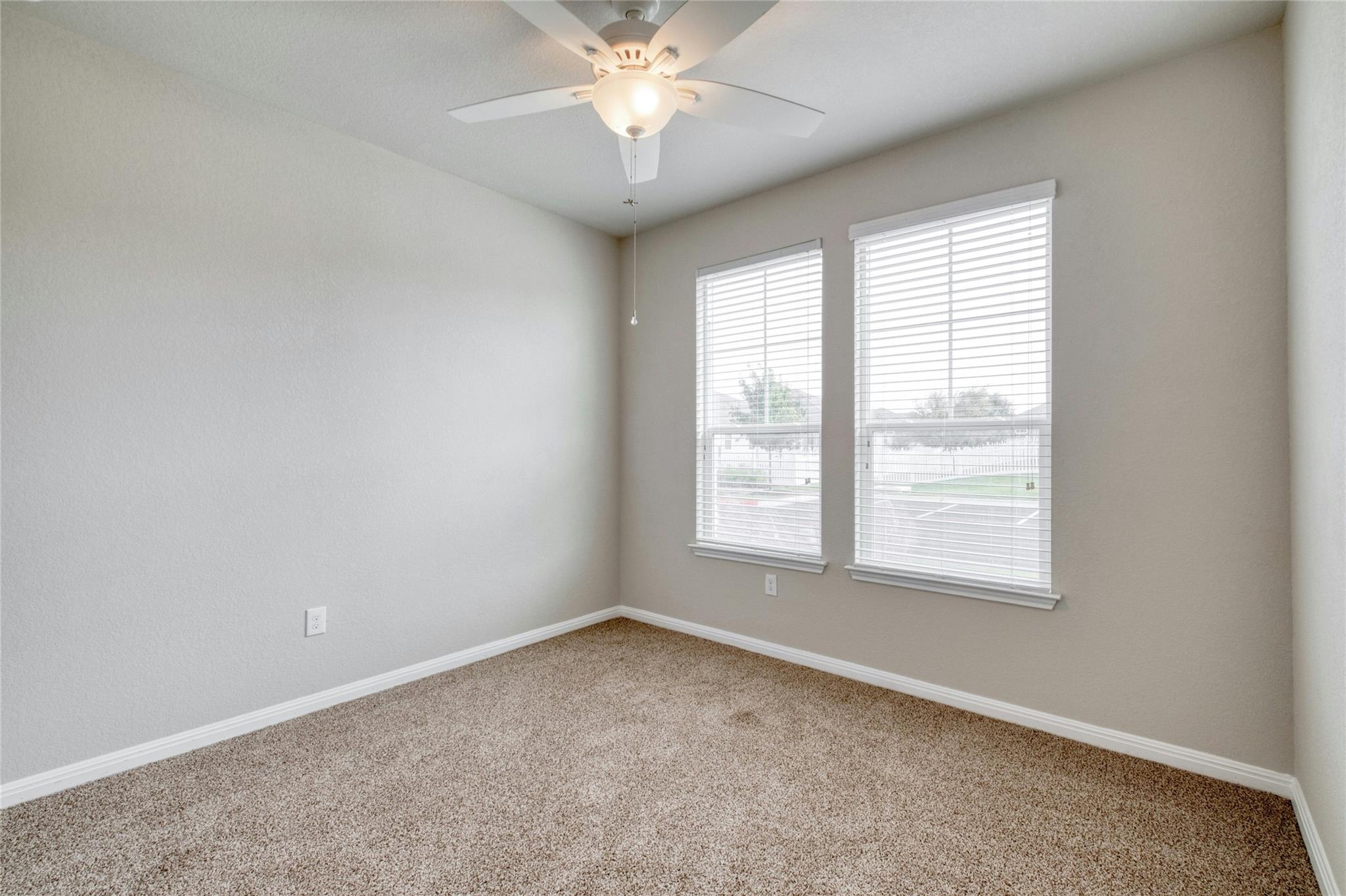 1701 Logan Dr # 40, Round Rock, TX 78664