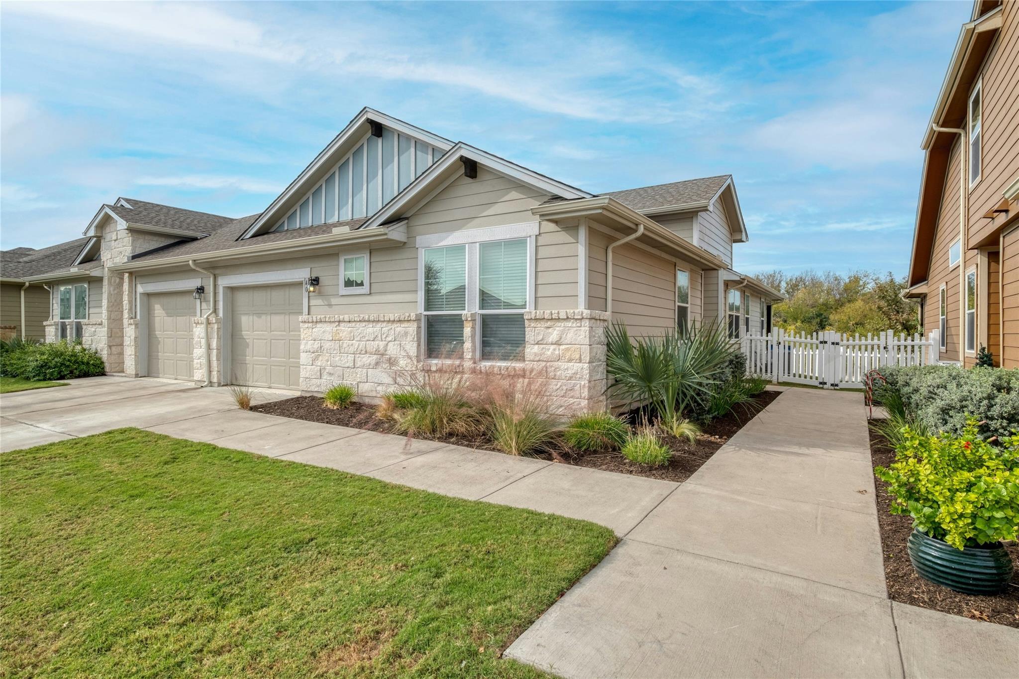 1701 Logan Dr # 40, Round Rock, TX 78664