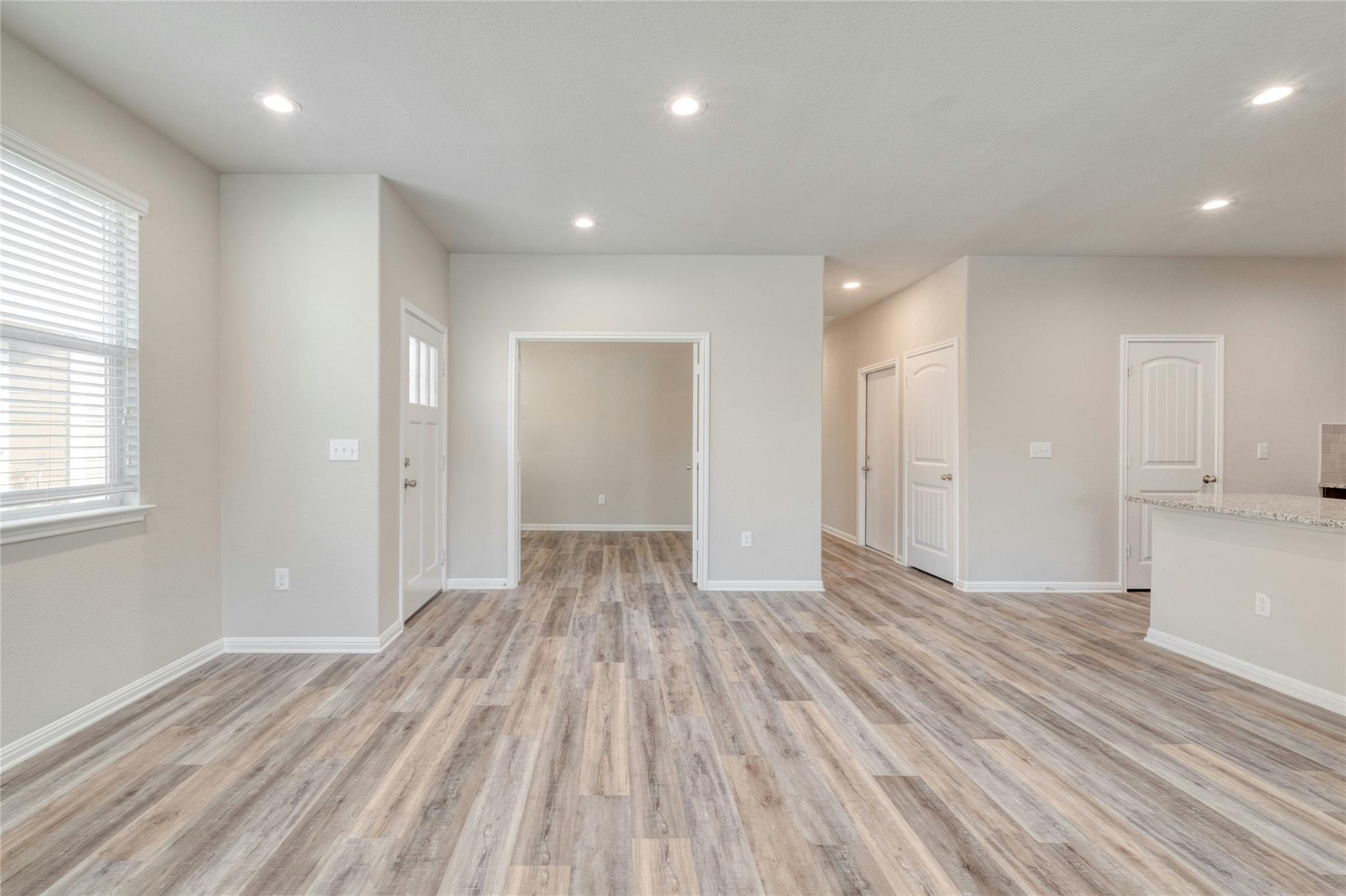 1701 Logan Dr # 40, Round Rock, TX 78664