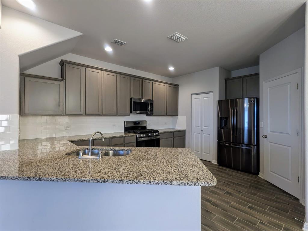 196 Martha Ln, Kyle, TX 78640