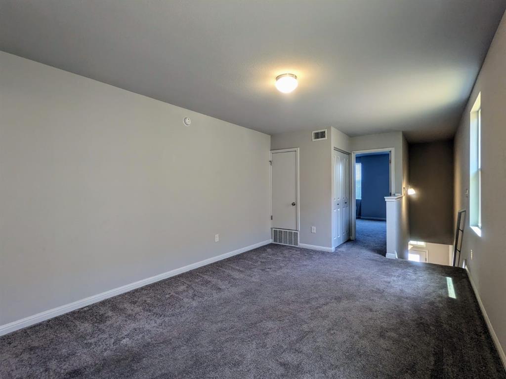 196 Martha Ln, Kyle, TX 78640