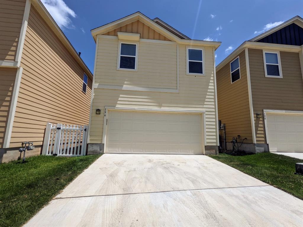 196 Martha Ln, Kyle, TX 78640