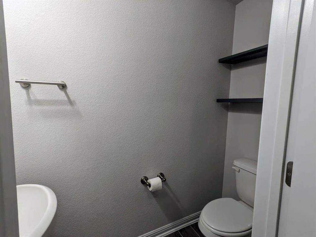 196 Martha Ln, Kyle, TX 78640