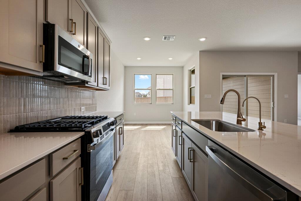 107 Coleto Trl, Cedar Creek, TX 78602