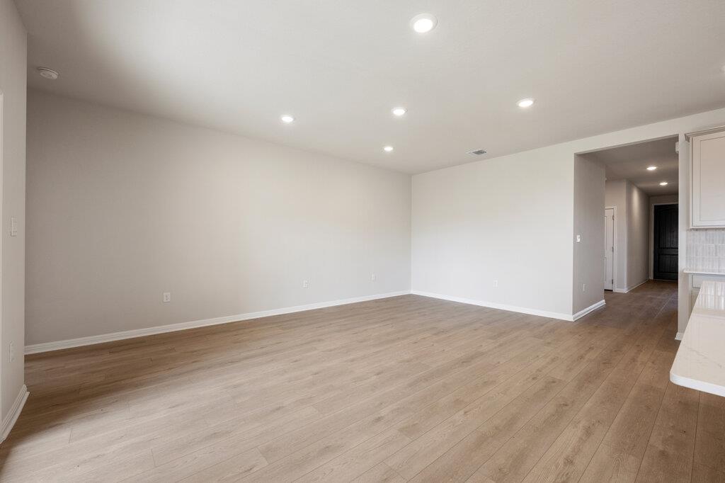 107 Coleto Trl, Cedar Creek, TX 78602