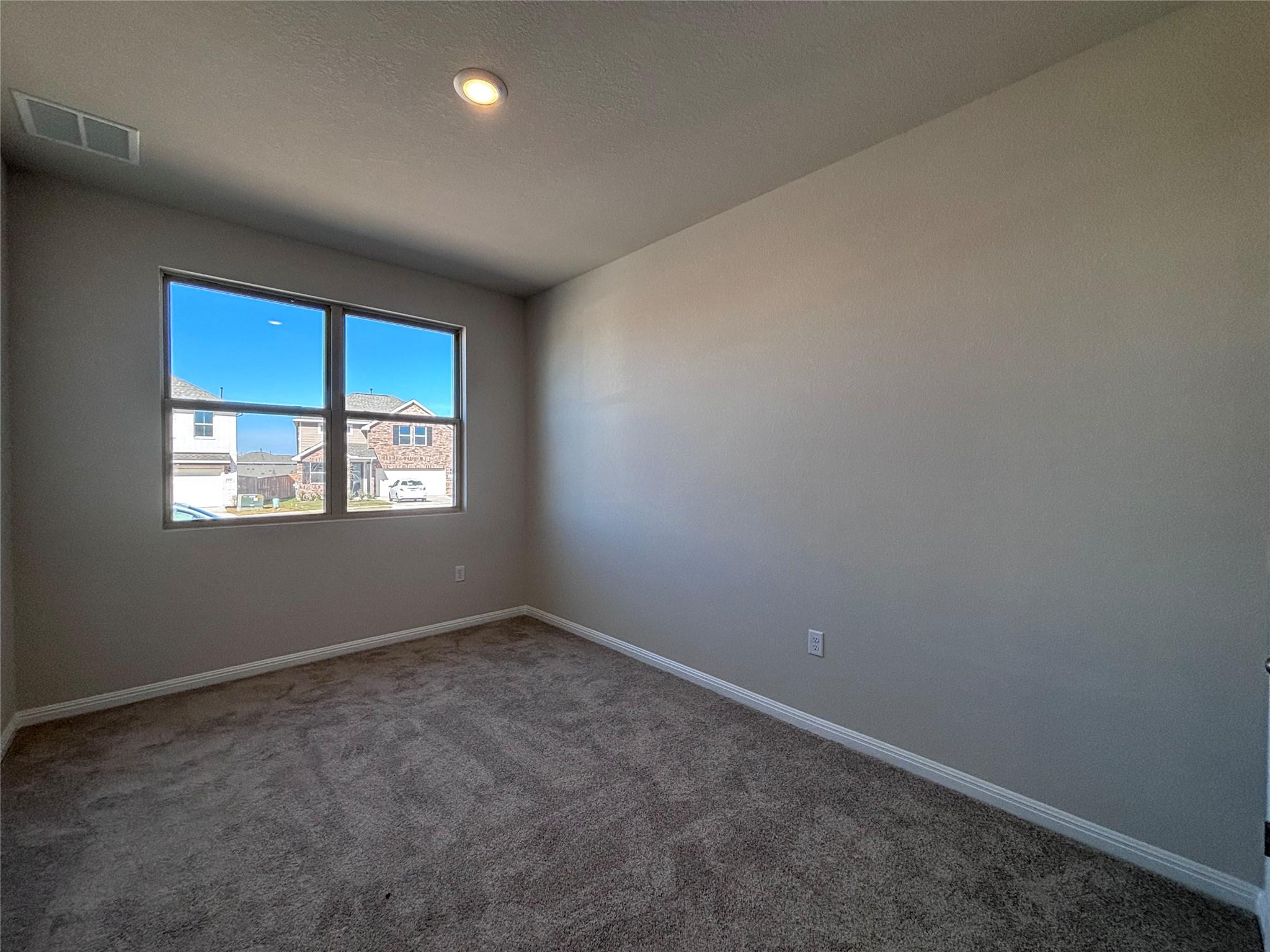 107 Coleto Trl, Cedar Creek, TX 78602