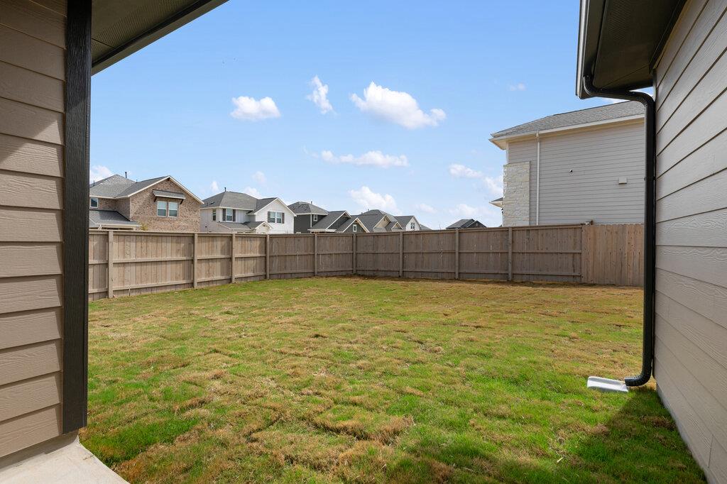 107 Coleto Trl, Cedar Creek, TX 78602