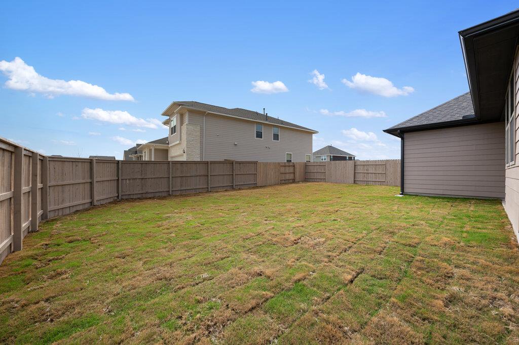 107 Coleto Trl, Cedar Creek, TX 78602