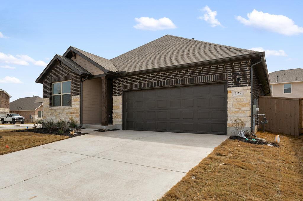 107 Coleto Trl, Cedar Creek, TX 78602