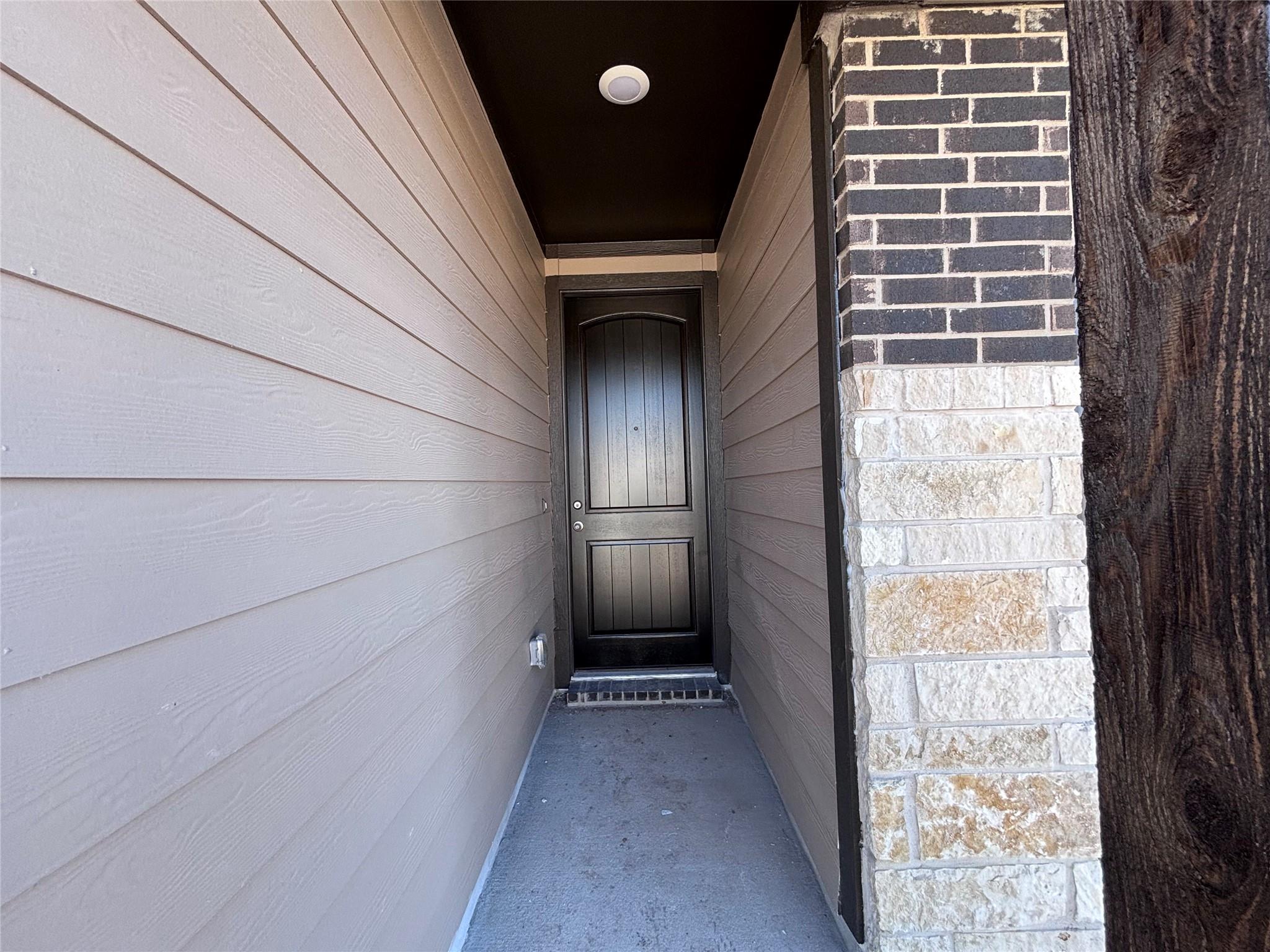 107 Coleto Trl, Cedar Creek, TX 78602