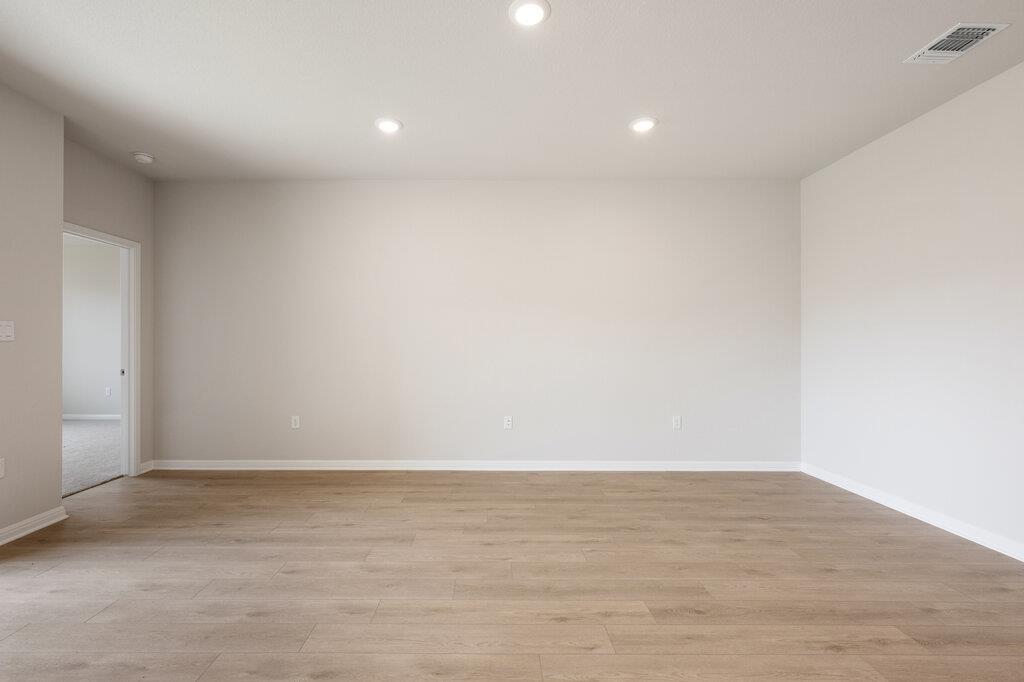 107 Coleto Trl, Cedar Creek, TX 78602