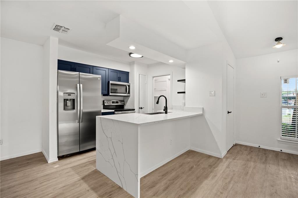 5011 Cape Verde Cv # B, Austin, TX 78744