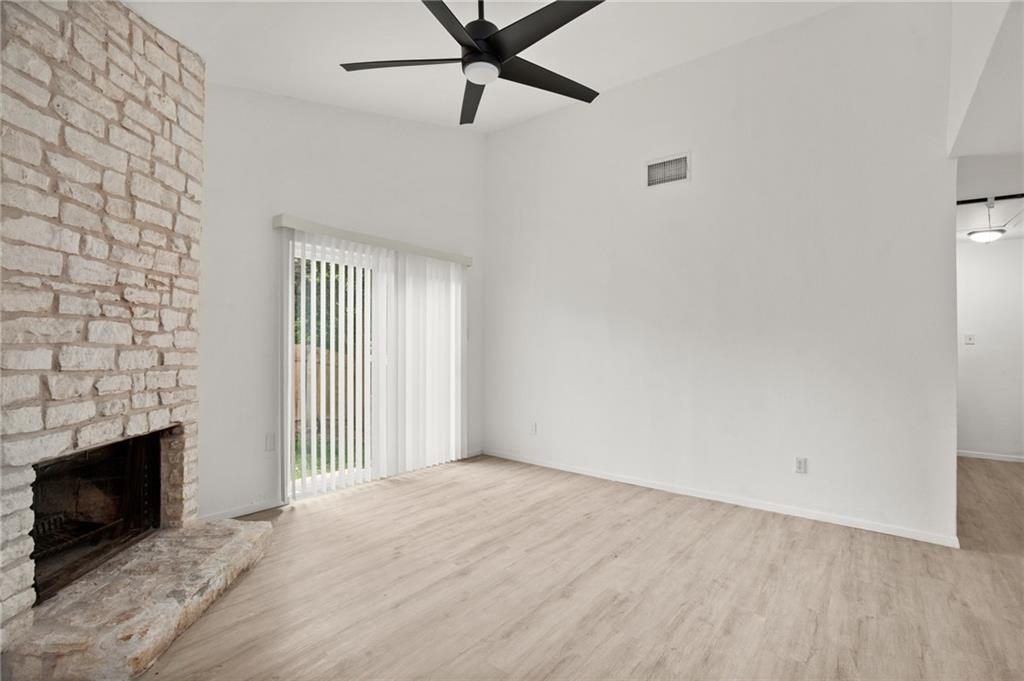 5011 Cape Verde Cv # B, Austin, TX 78744