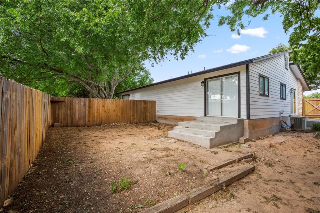 5011 Cape Verde Cv # B, Austin, TX 78744