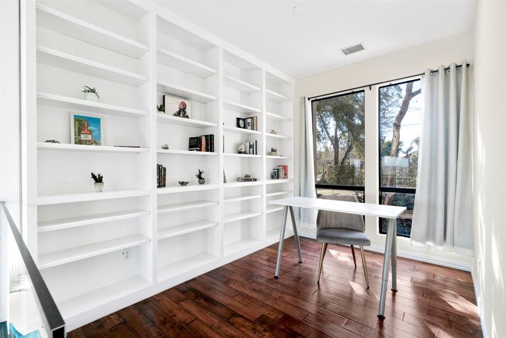 13902 Panorama Dr, Austin, TX 78732