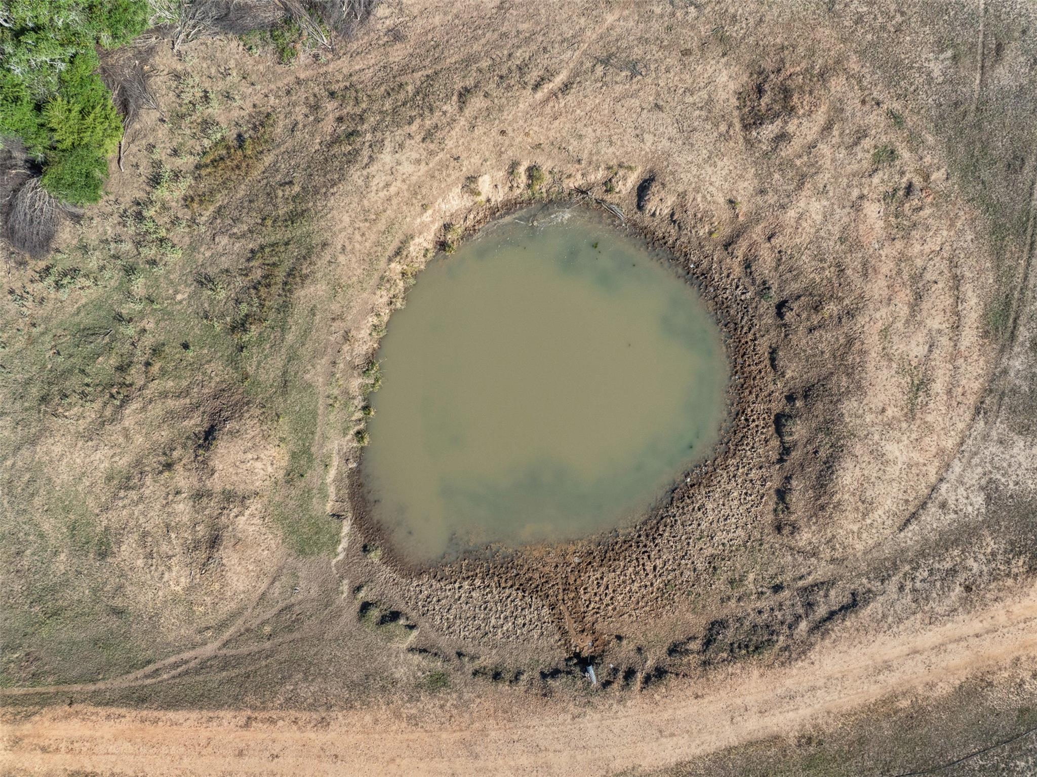 3012 Us Highway 77 S, Hallettsville, TX 77964