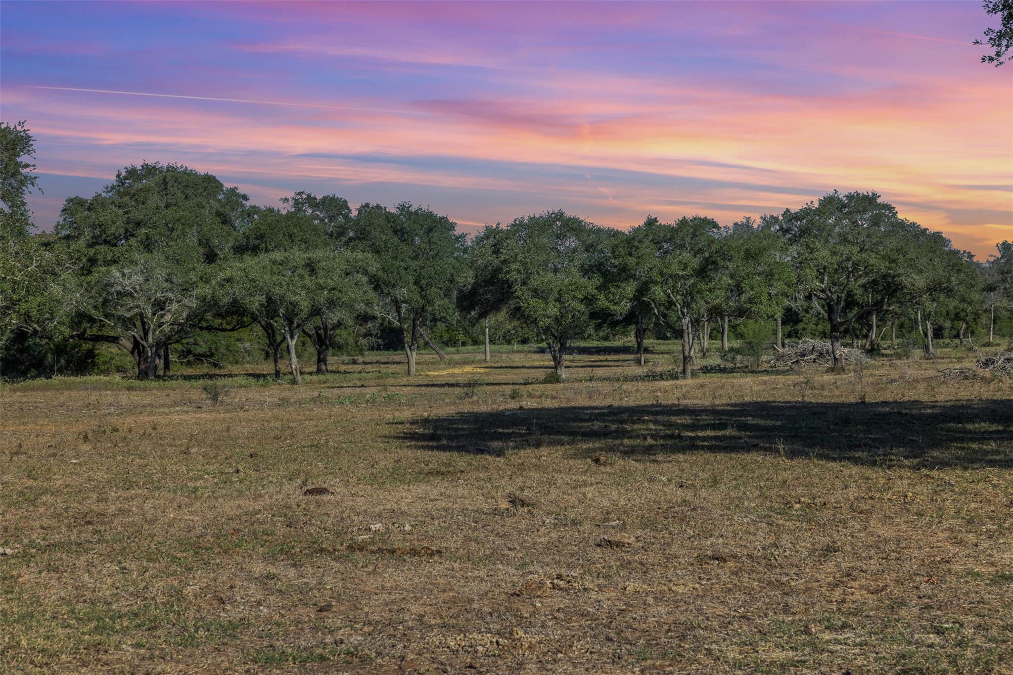 3012 Us Highway 77 S, Hallettsville, TX 77964