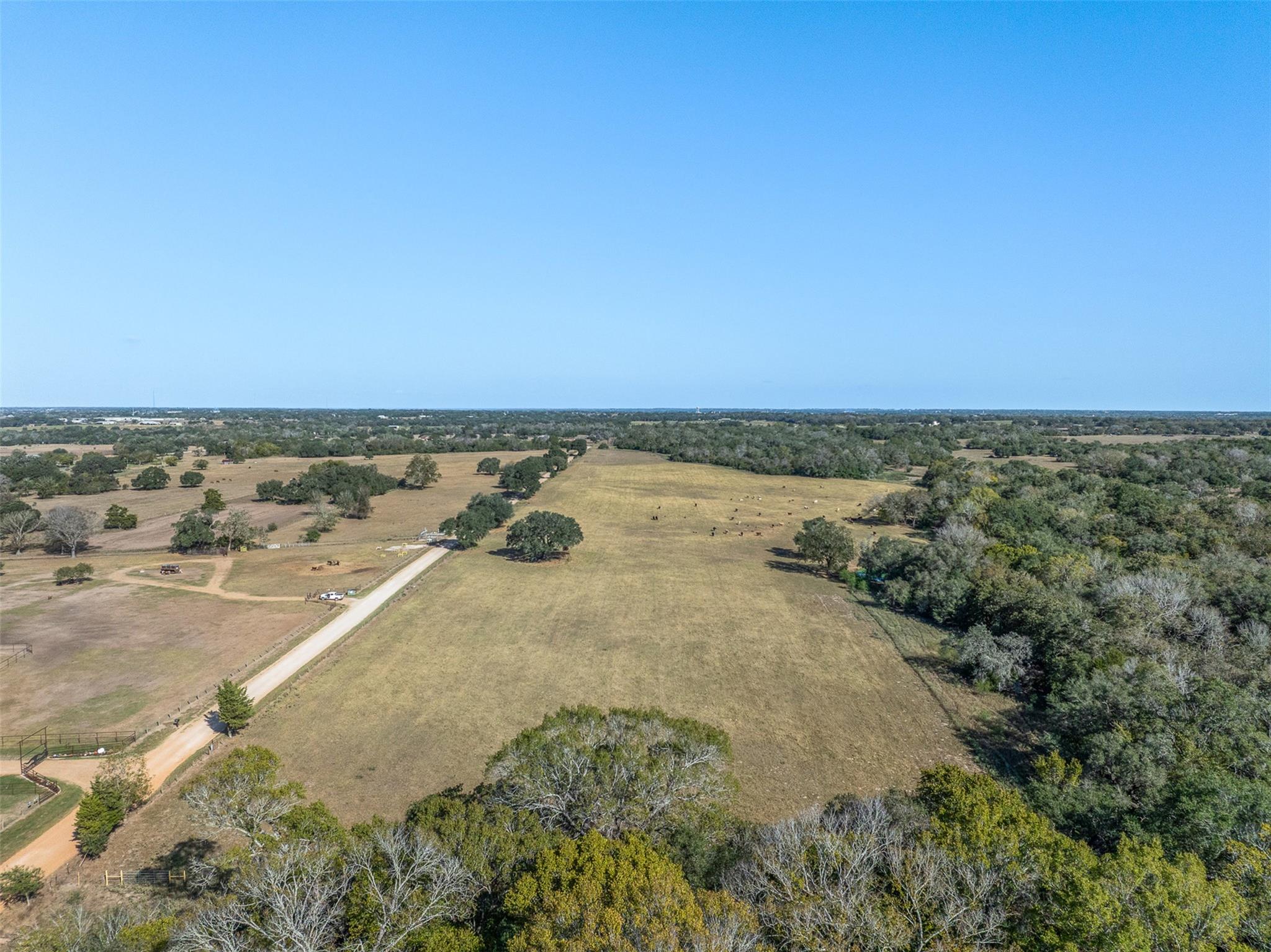 3012 Us Highway 77 S, Hallettsville, TX 77964
