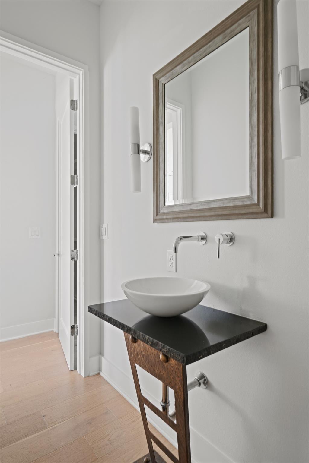 2105 Enfield Rd # A, Austin, TX 78703