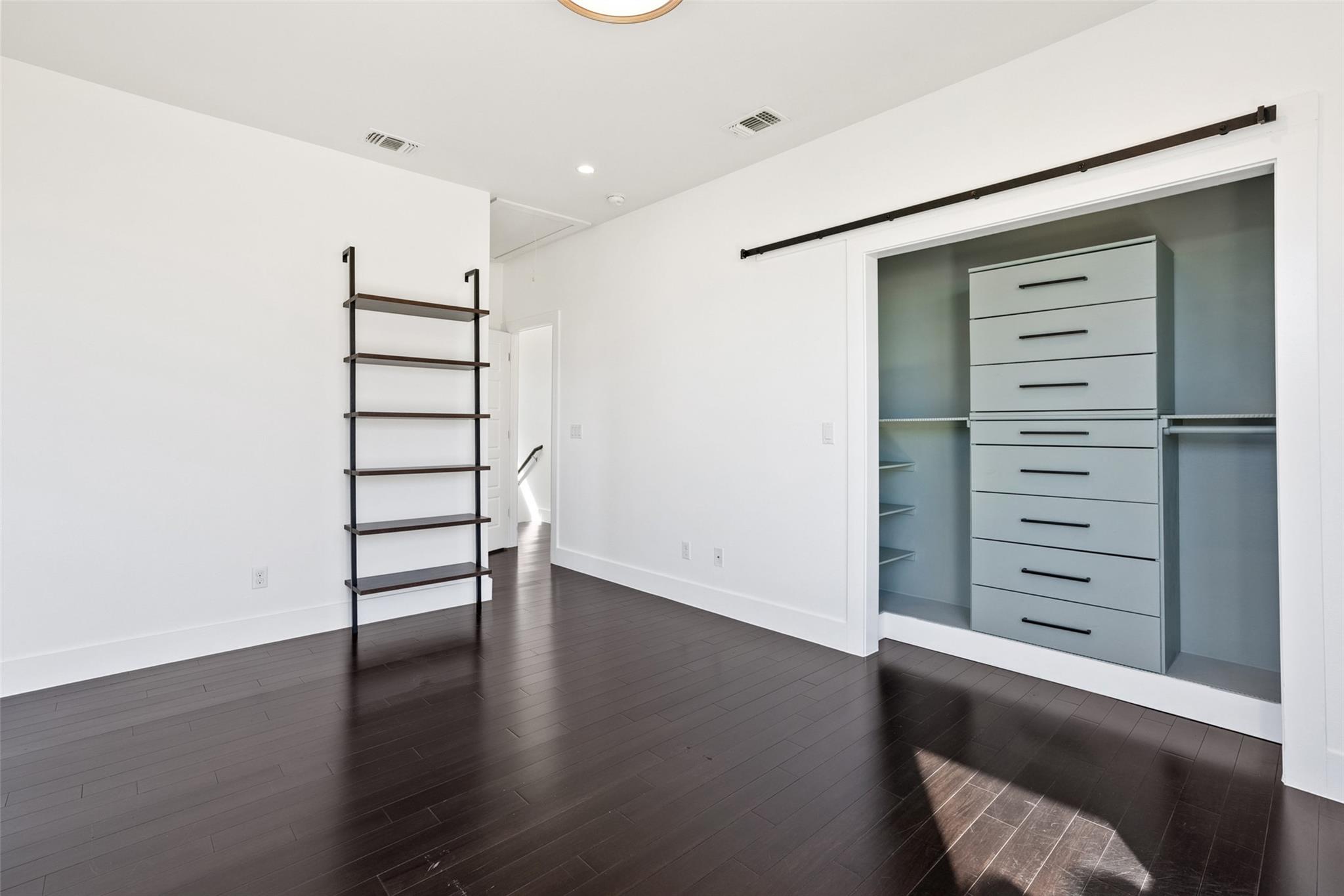 1303 Azie Morton Rd # 6, Austin, TX 78704