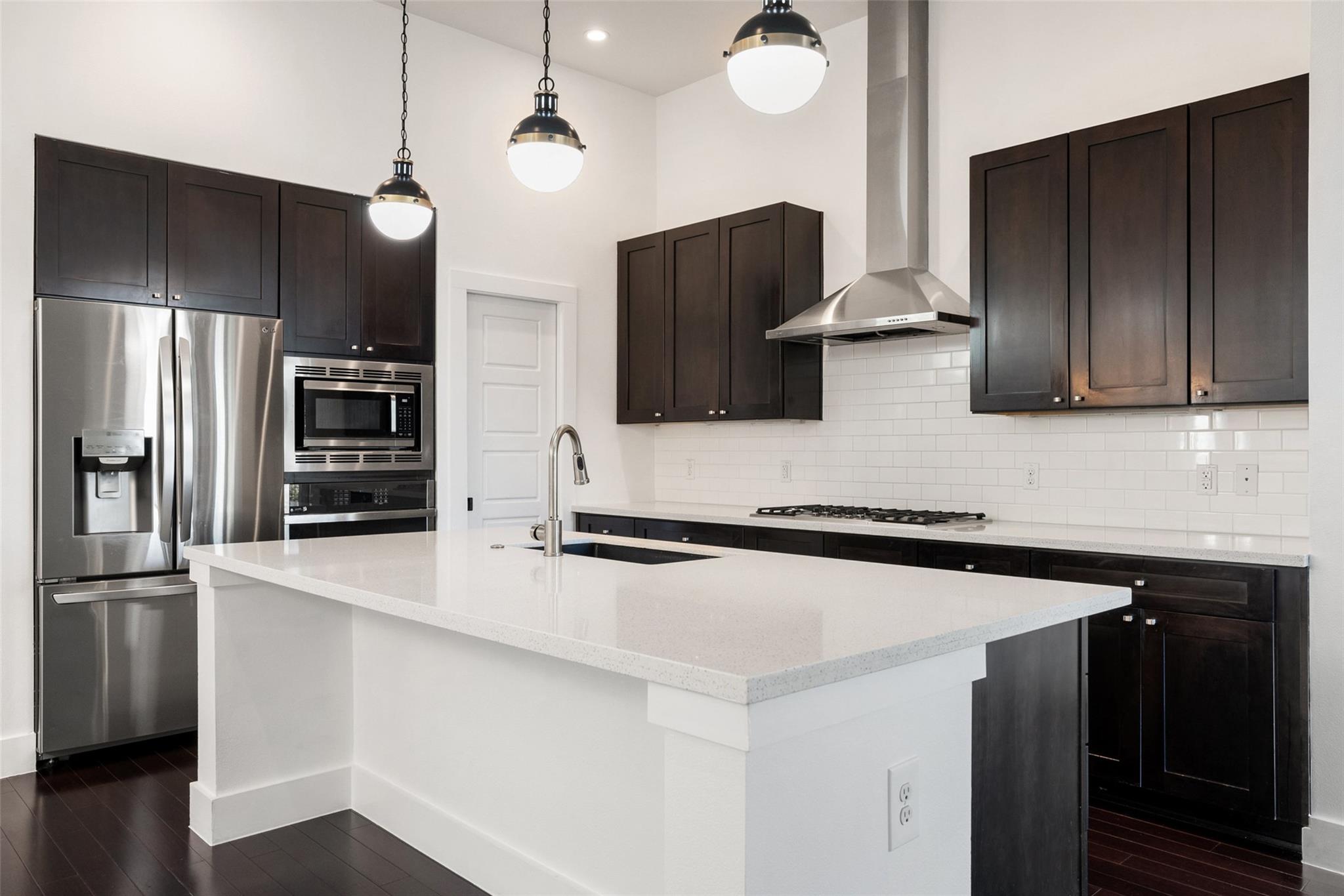 1303 Azie Morton Rd # 6, Austin, TX 78704