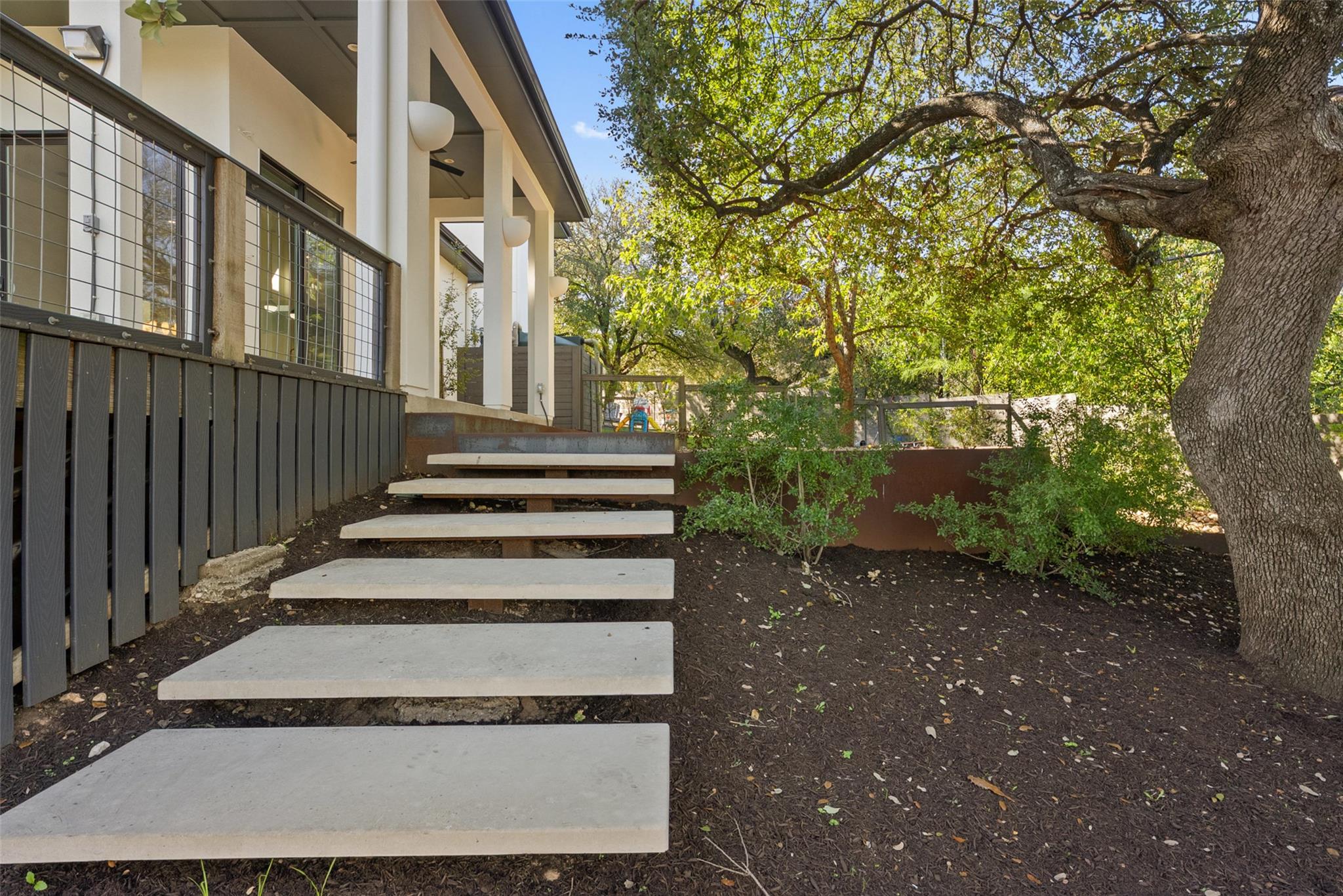 1303 Azie Morton Rd # 6, Austin, TX 78704