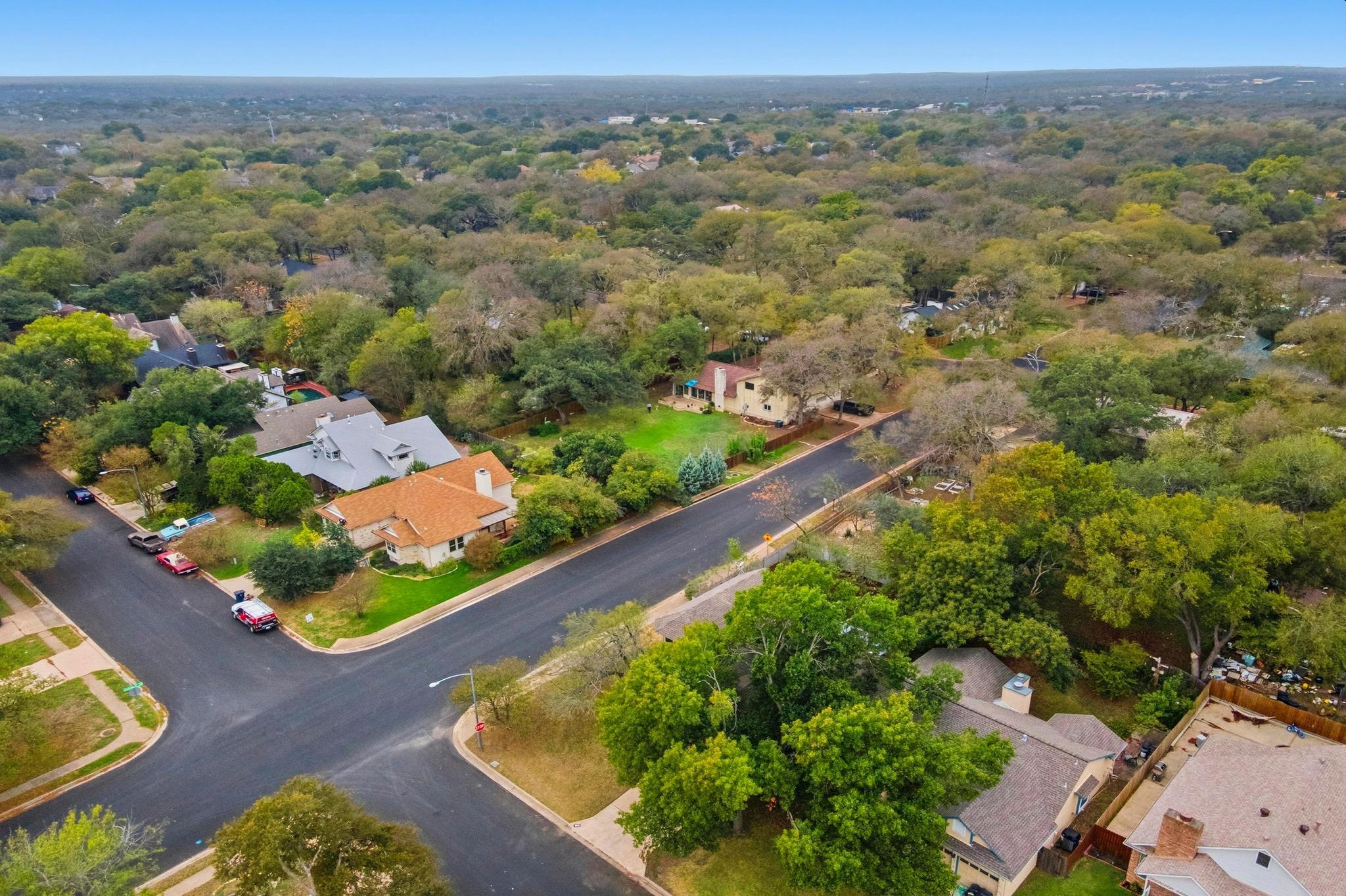 9312 Roxanna Dr, Austin, TX 78748