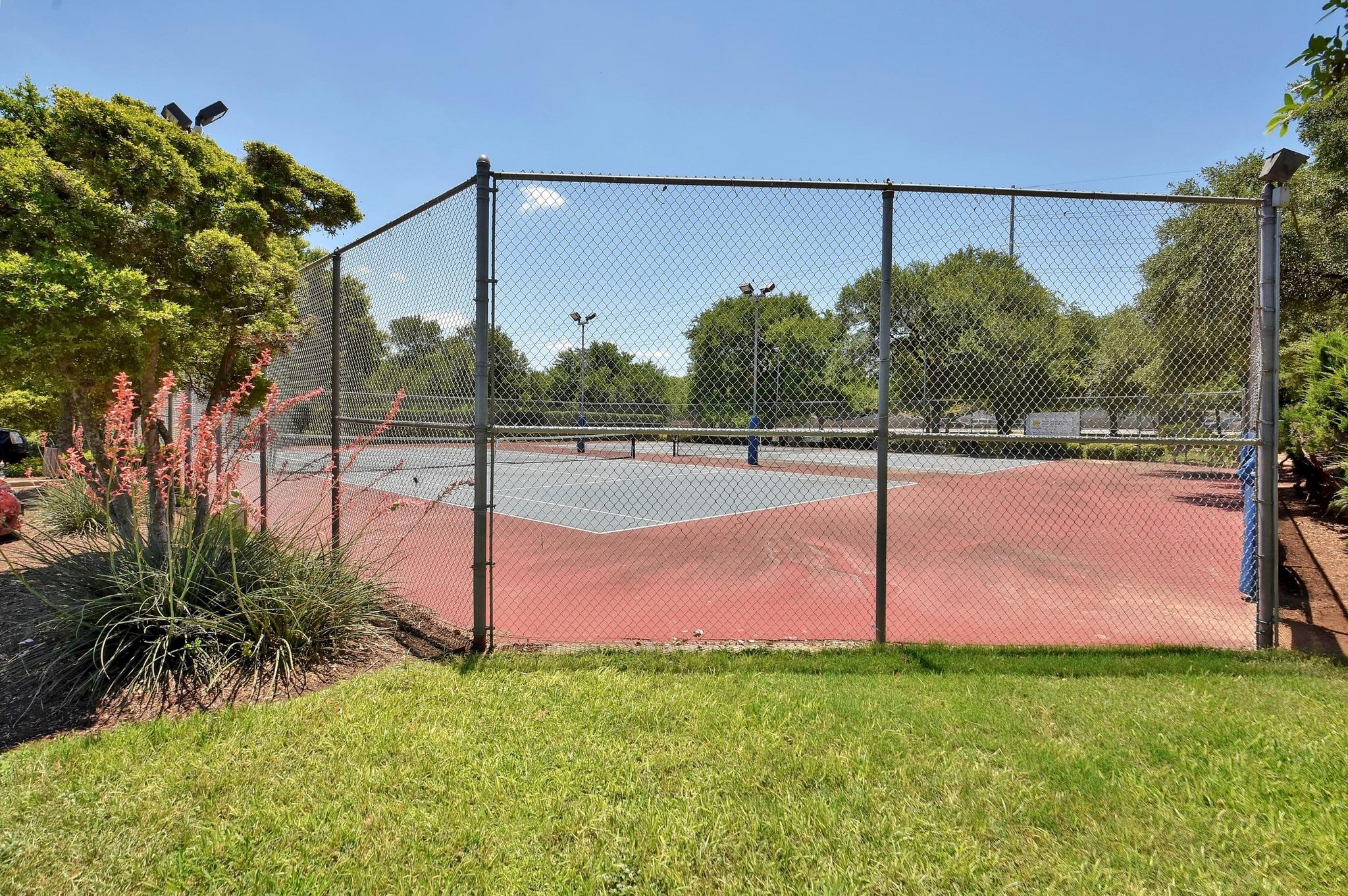 9312 Roxanna Dr, Austin, TX 78748