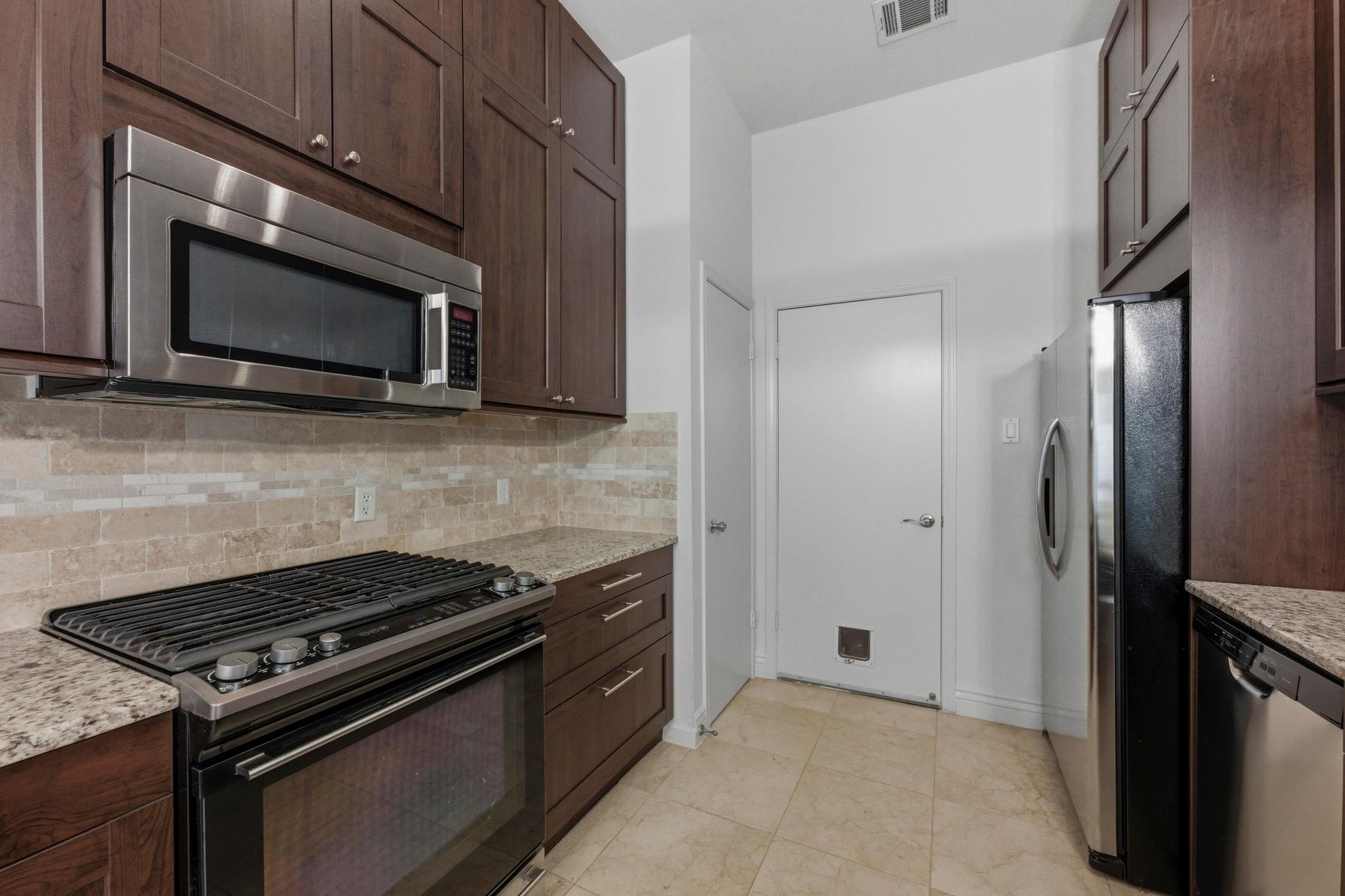 9312 Roxanna Dr, Austin, TX 78748