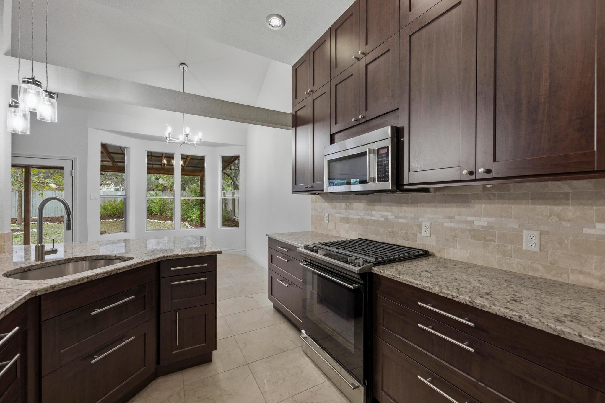 9312 Roxanna Dr, Austin, TX 78748