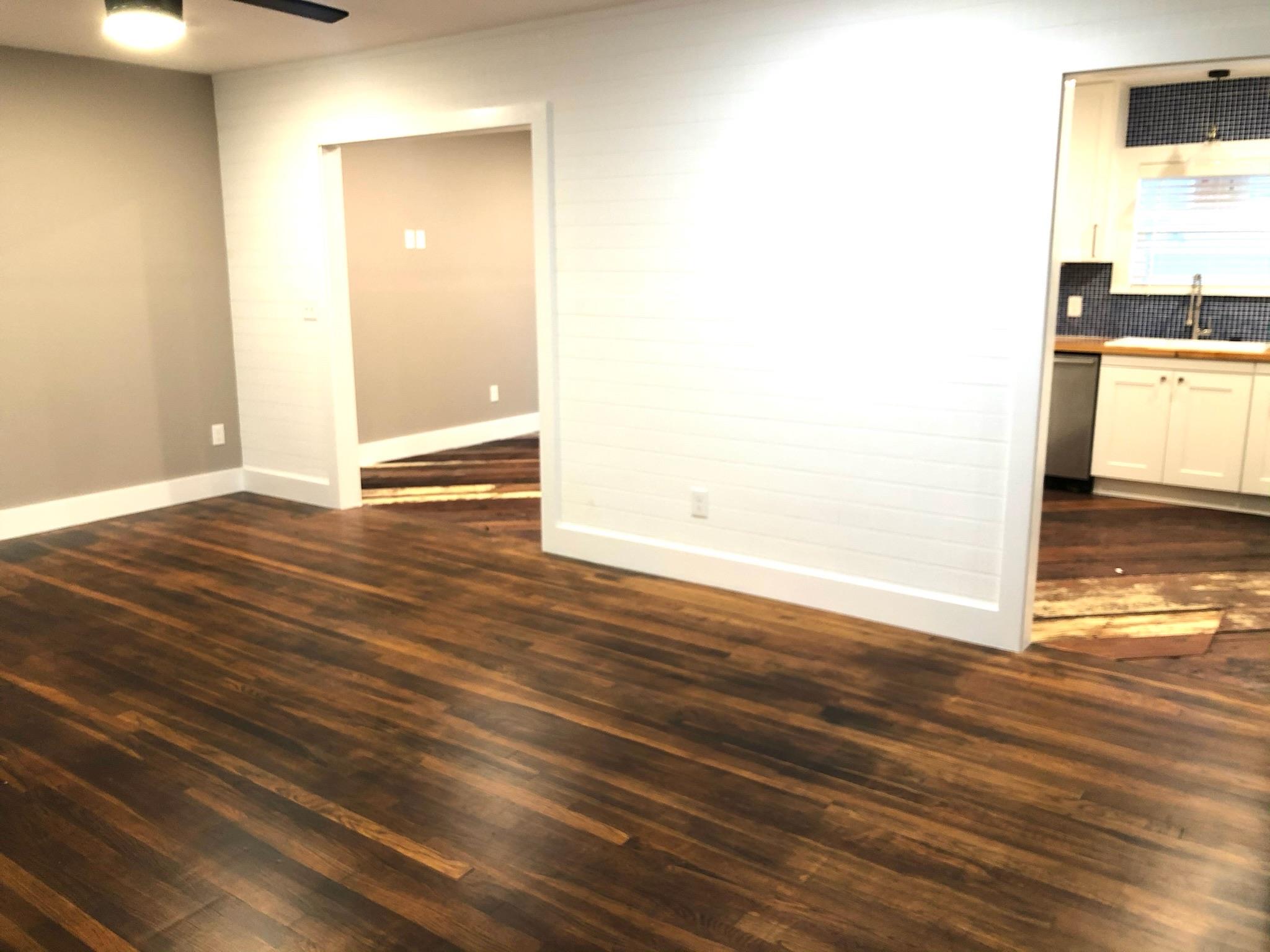 1221 S Austin Ave, Georgetown, TX 78626