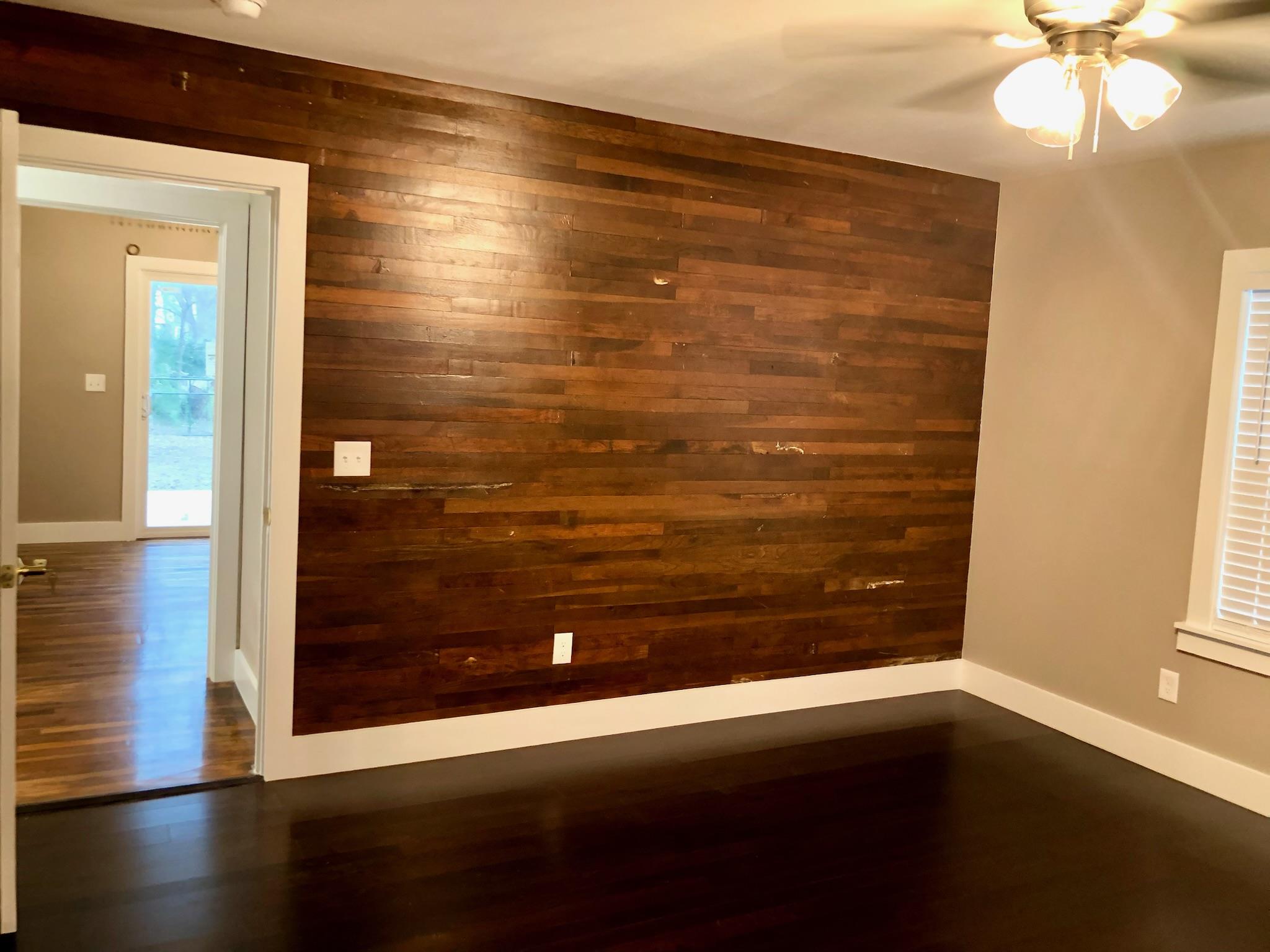 1221 S Austin Ave, Georgetown, TX 78626