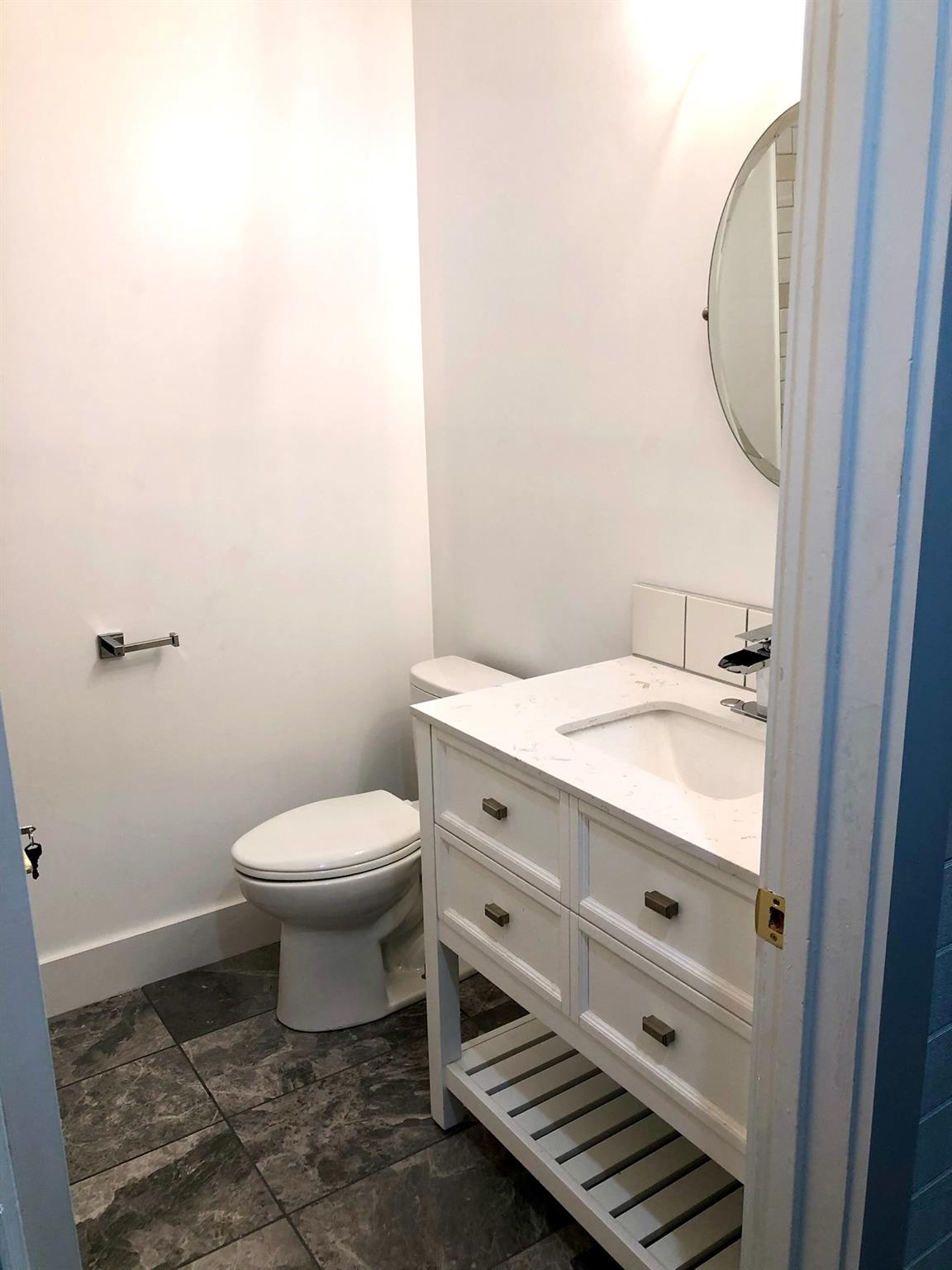 1221 S Austin Ave, Georgetown, TX 78626