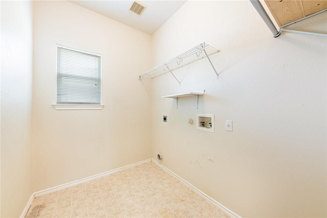 137 Maplewood, Kyle, TX 78640