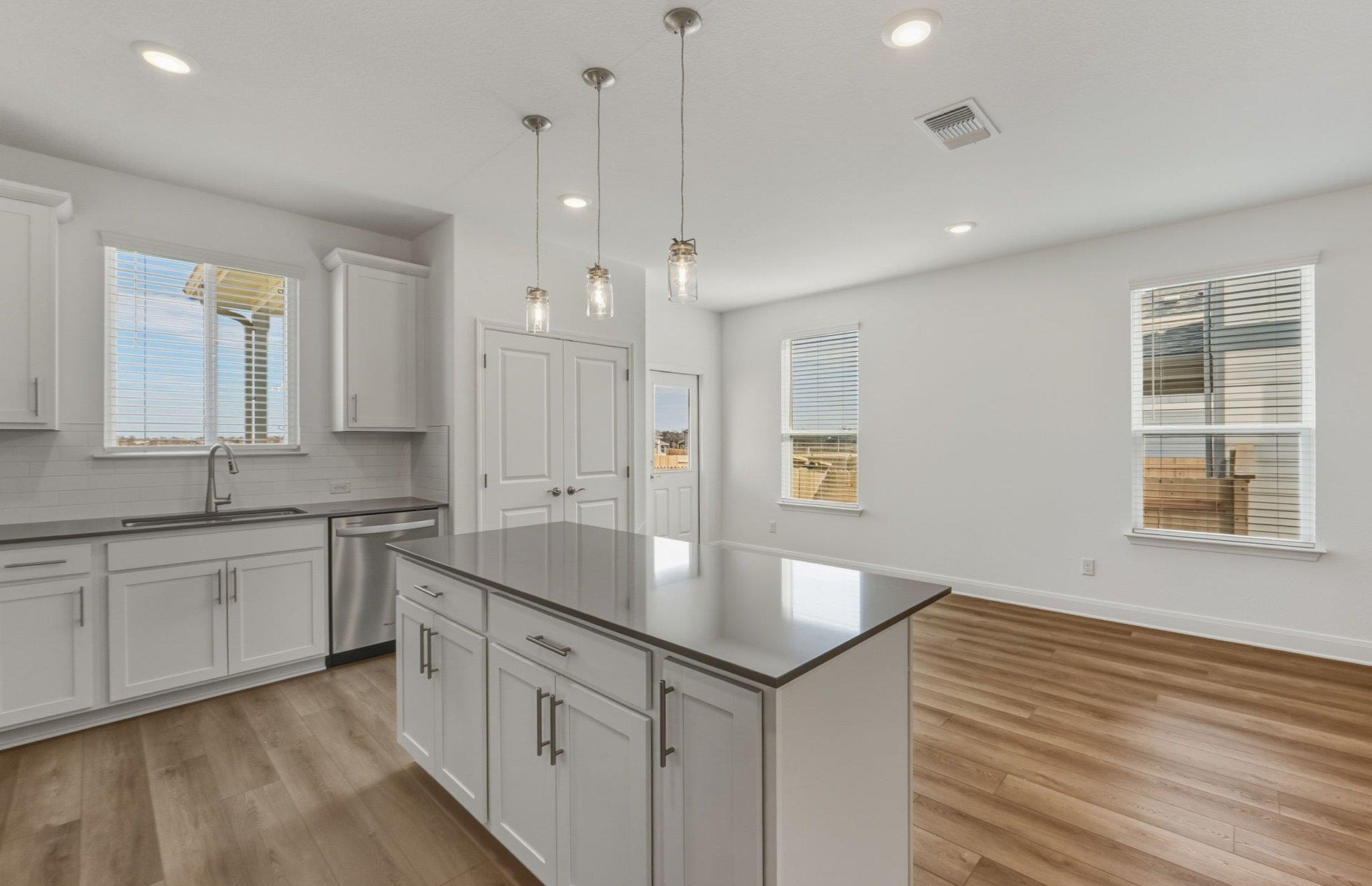 216 Daniels Dusty Trl, Georgetown, TX 78626