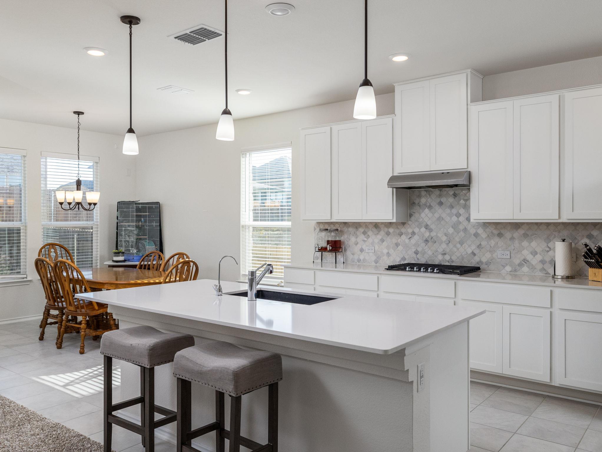 3921 Riardo Dr, Round Rock, TX 78665