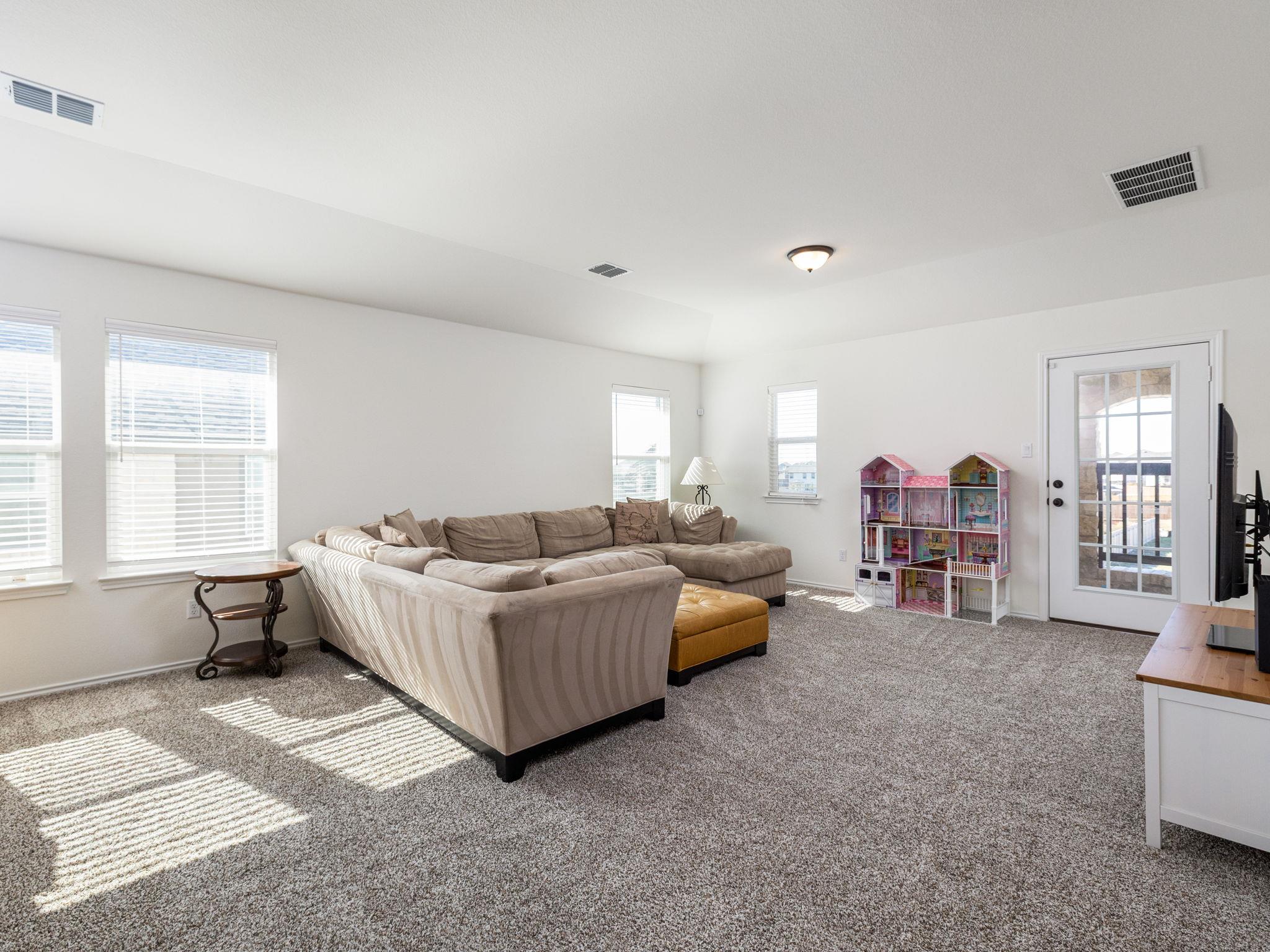 3921 Riardo Dr, Round Rock, TX 78665