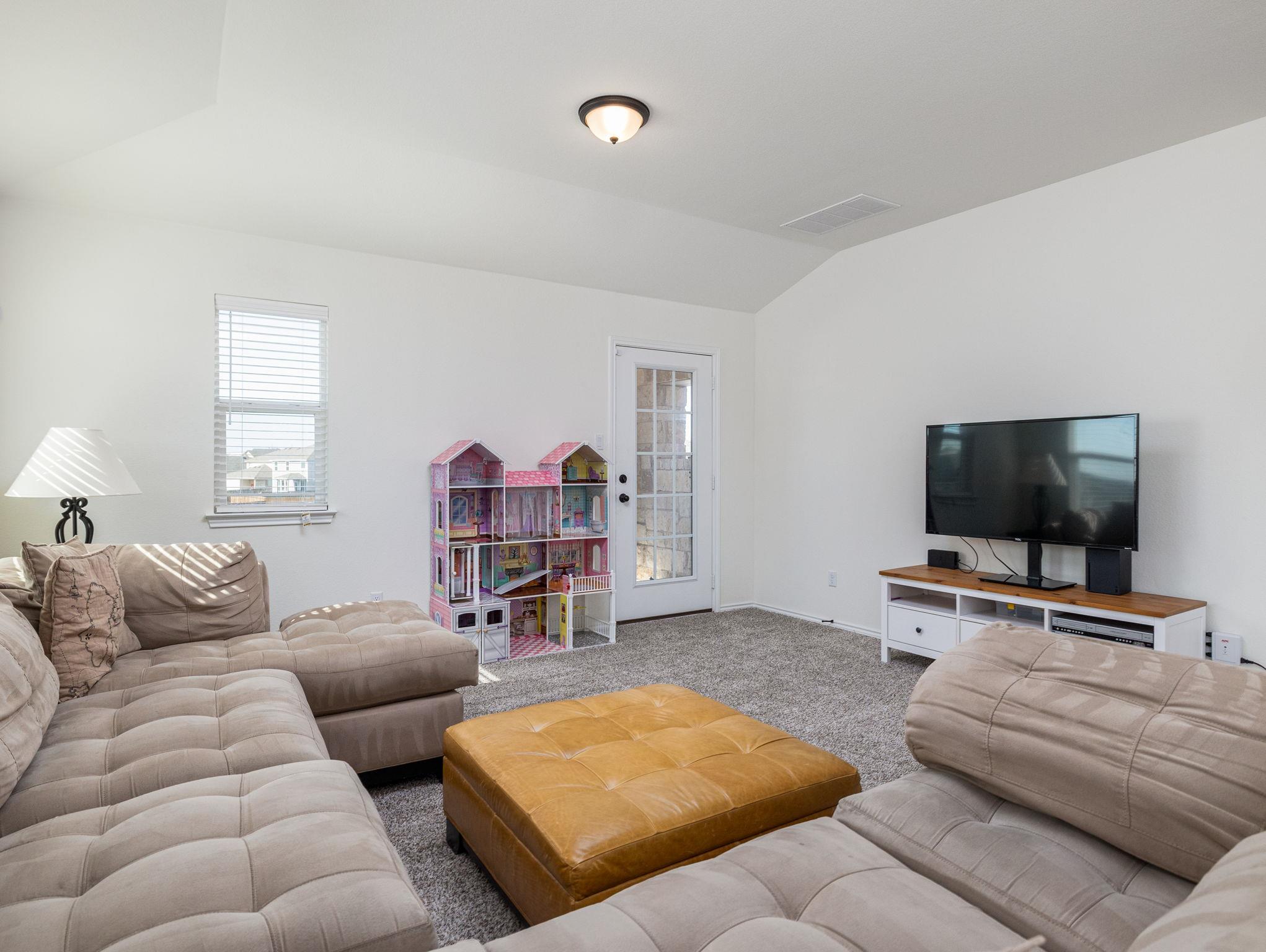 3921 Riardo Dr, Round Rock, TX 78665