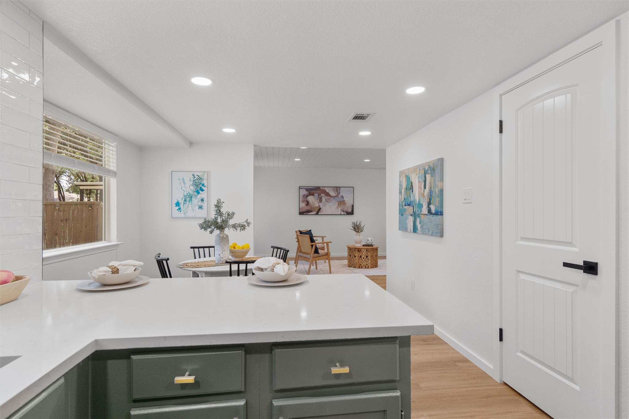 9730 Anderson Village Dr, Austin, TX 78729