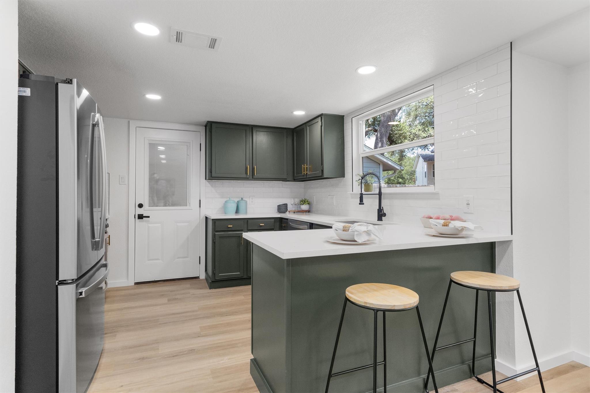 9730 Anderson Village Dr, Austin, TX 78729