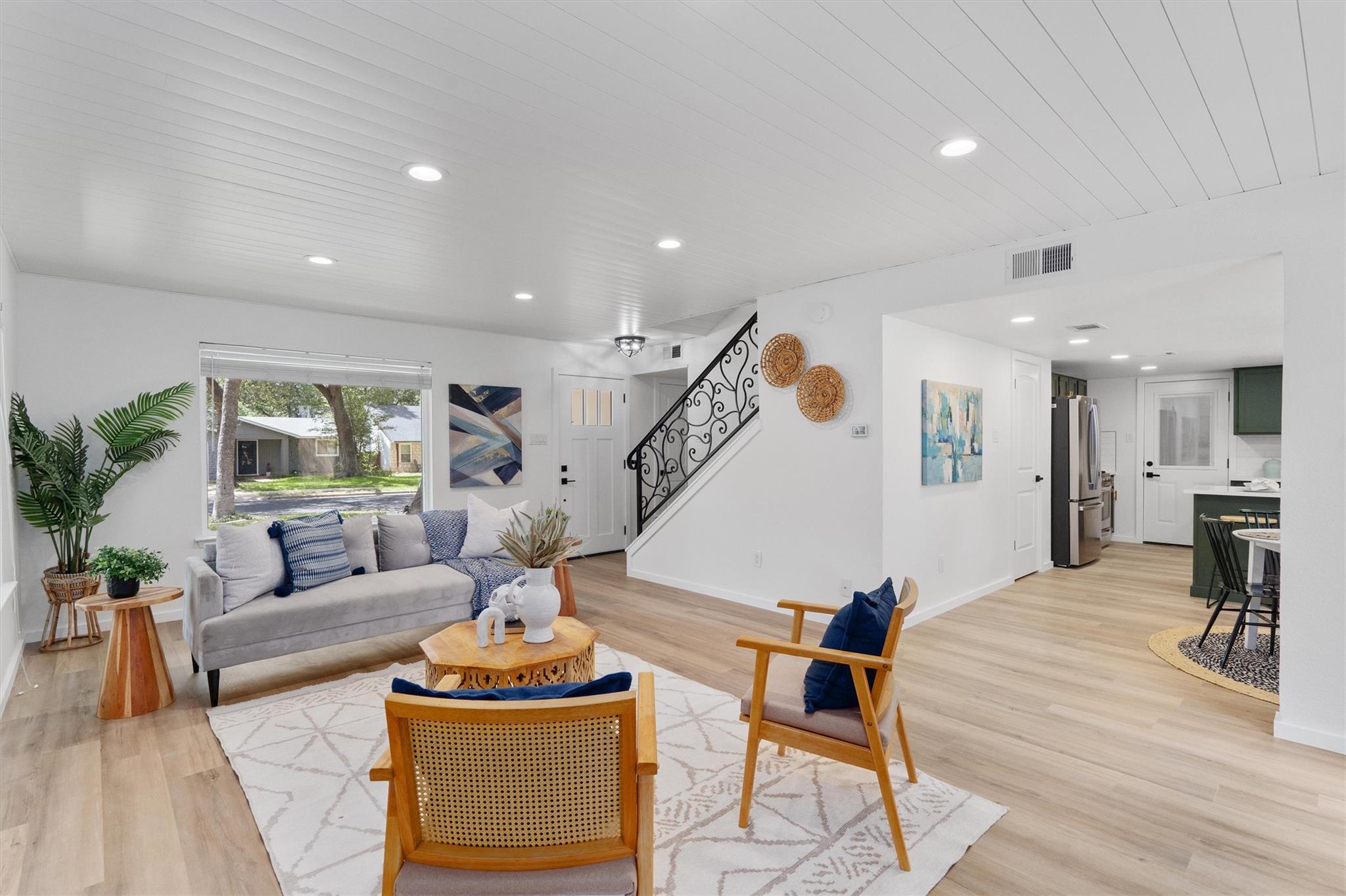 9730 Anderson Village Dr, Austin, TX 78729