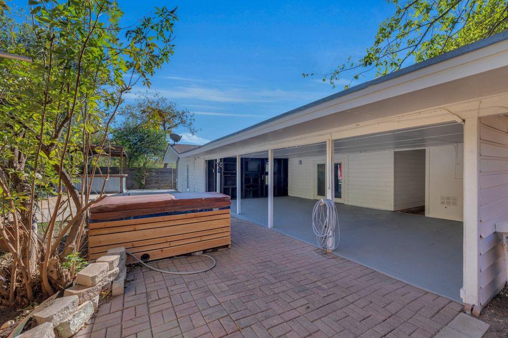 1224 Corona Dr, Austin, TX 78723