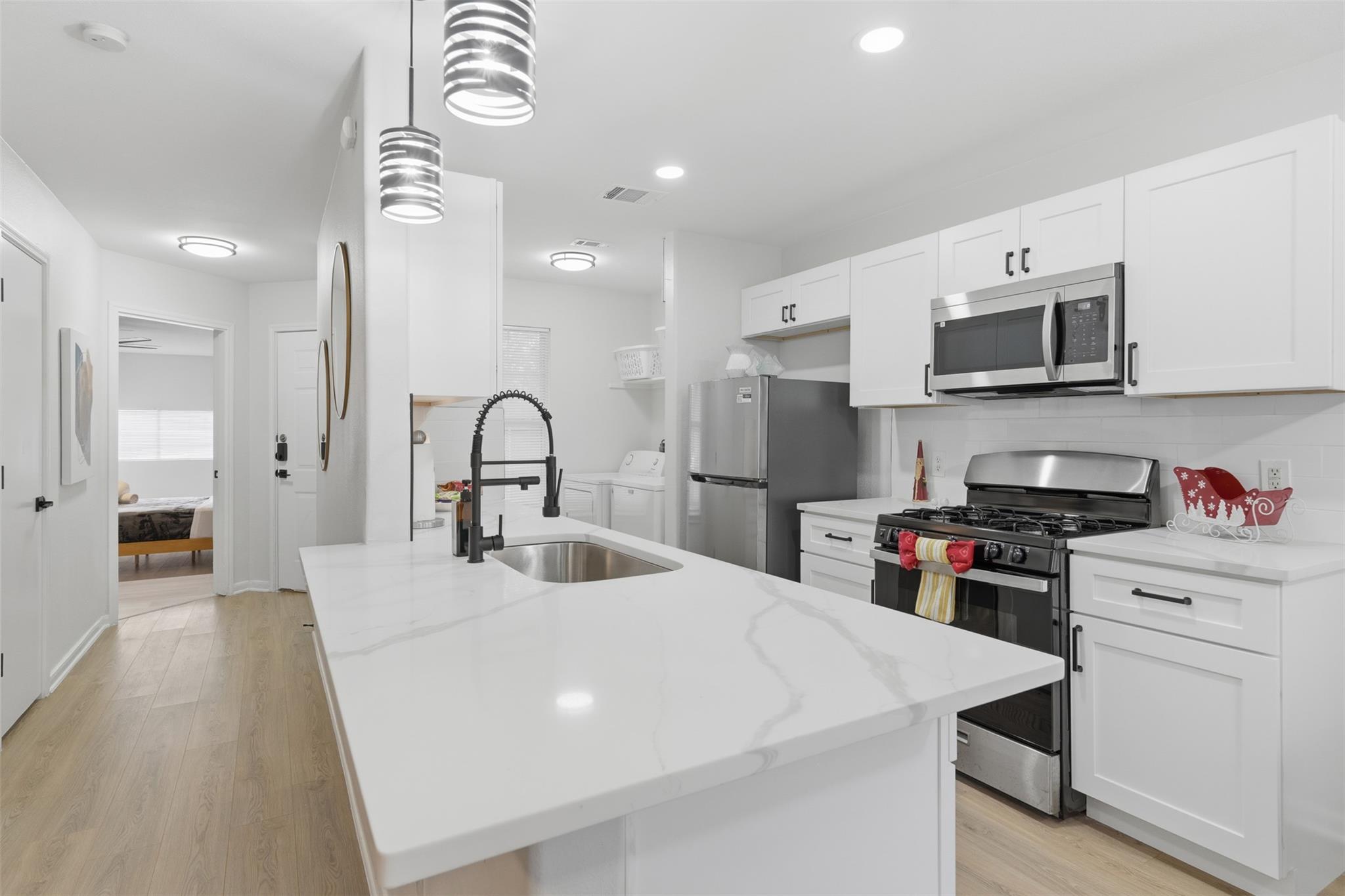 1708 E 17th St, Austin, TX 78702