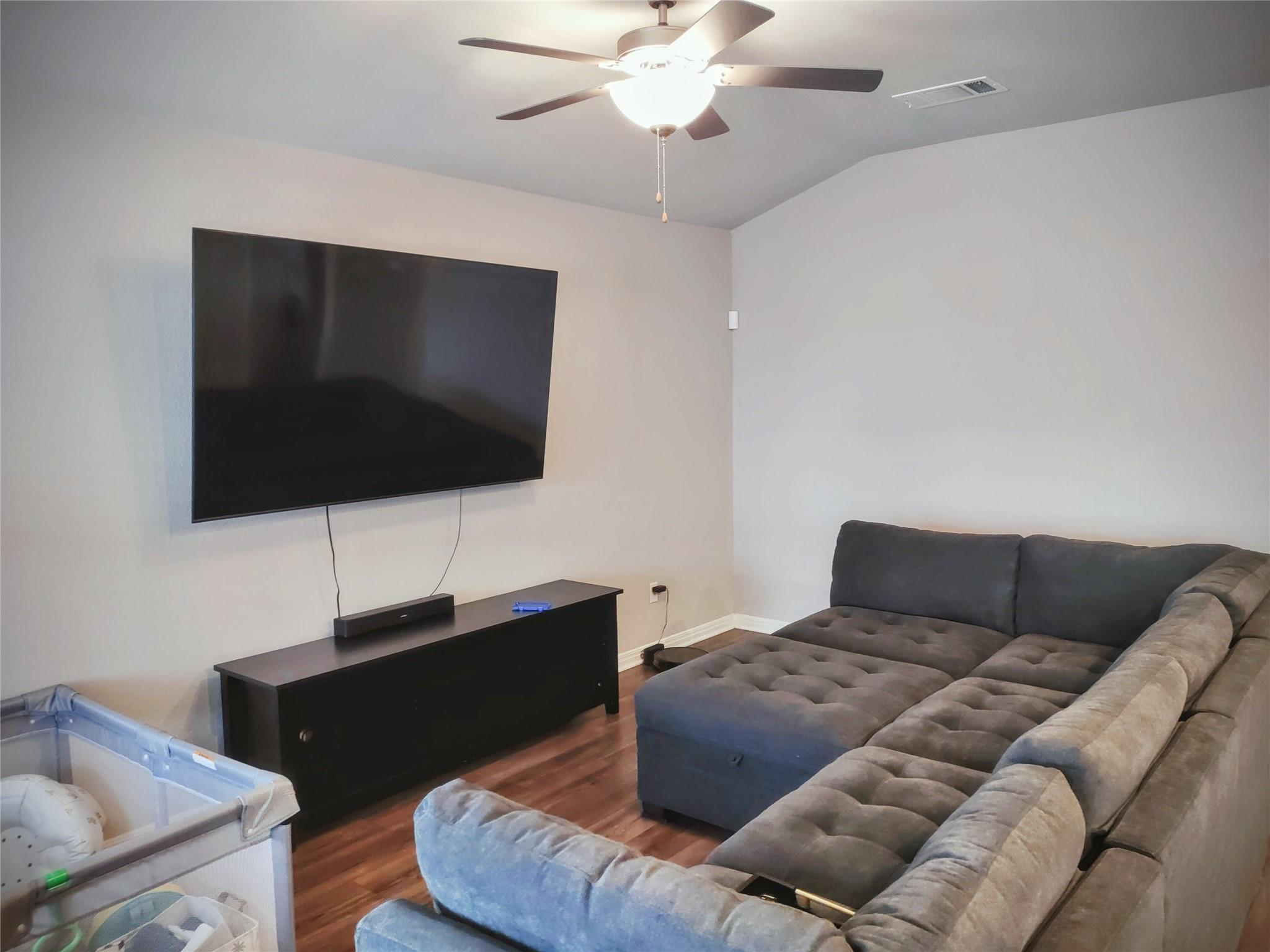 1036 View Dr, Georgetown, TX 78628