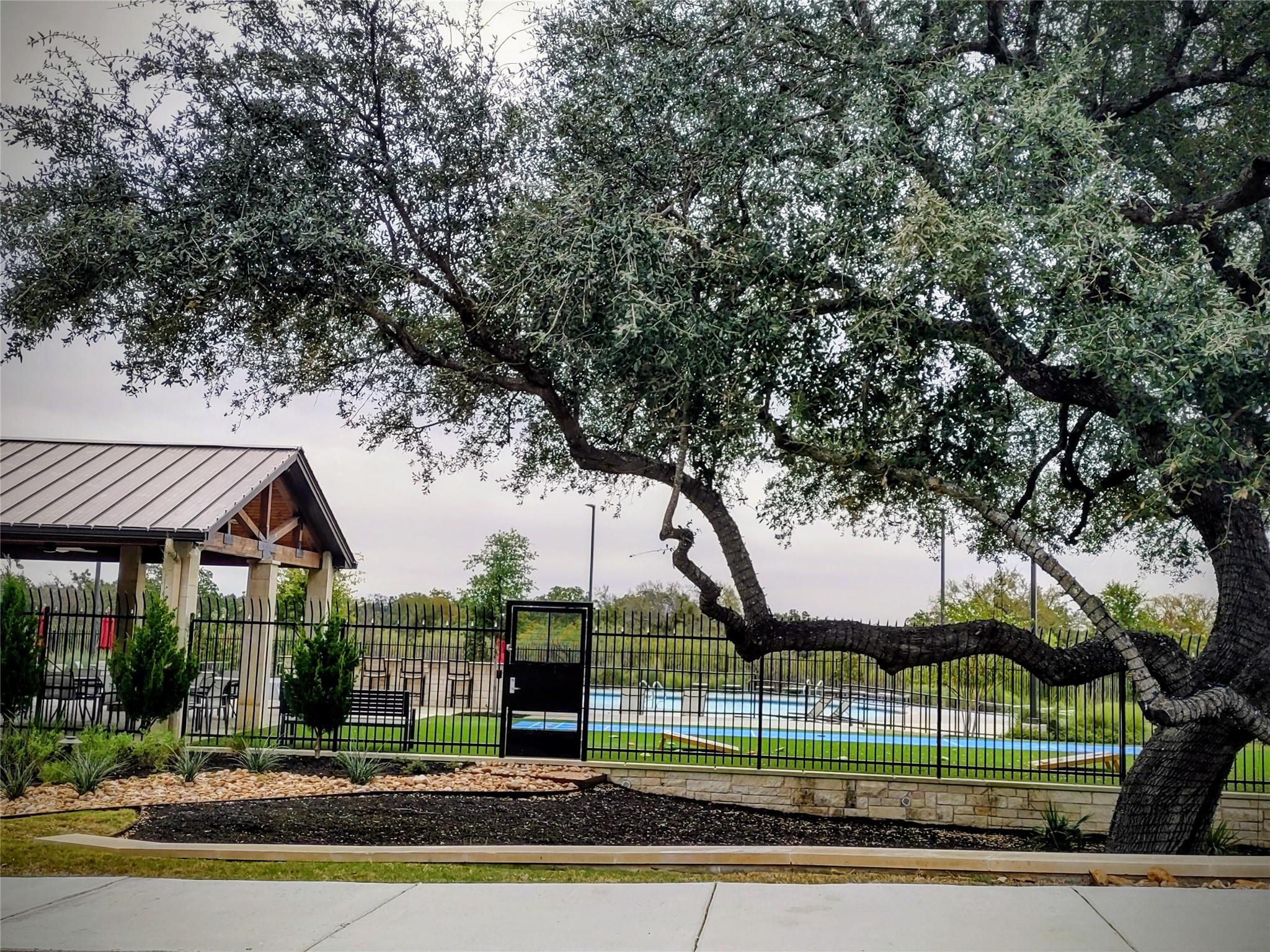 1036 View Dr, Georgetown, TX 78628